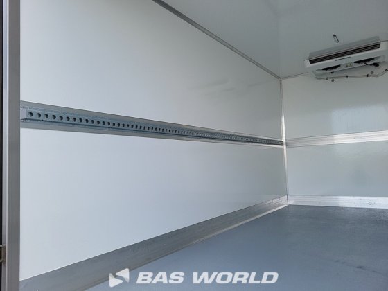 イヴェコ・デイリー 35S18 冷蔵車