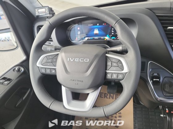 イヴェコ・デイリー 35S18 冷蔵車