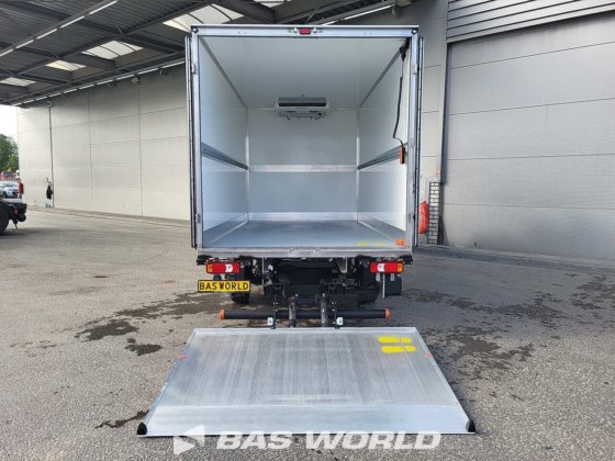 イヴェコ・デイリー 35S18 冷蔵車