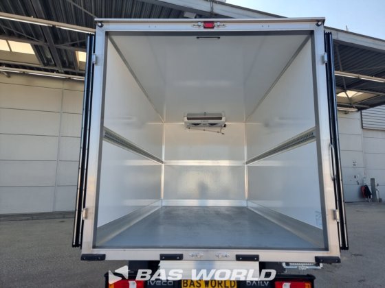 イヴェコ・デイリー 35S18 冷蔵車