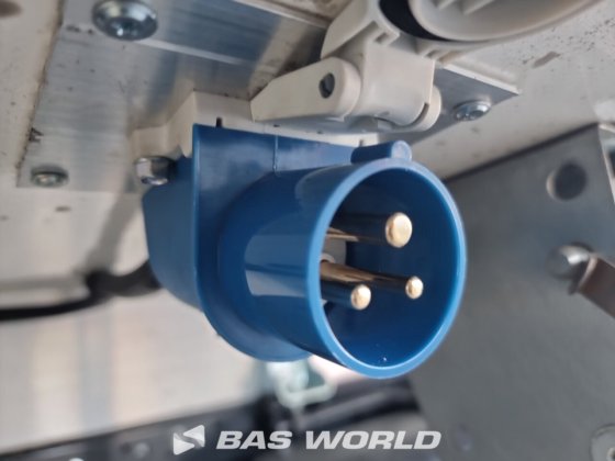 イヴェコ・デイリー 35S18 冷蔵車