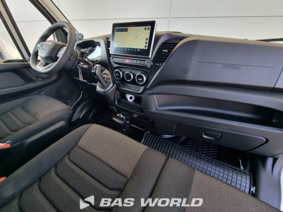 イヴェコ・デイリー 35S18 冷蔵車