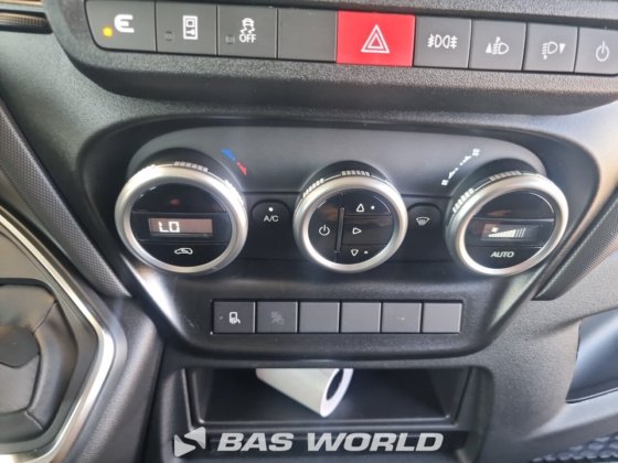 イヴェコ・デイリー 35S18 冷蔵車