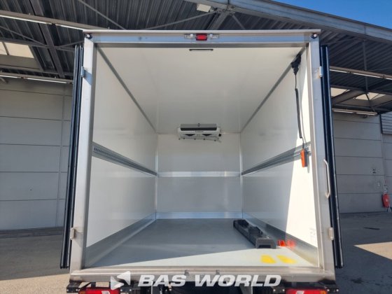 イヴェコ・デイリー 35S18 冷蔵車