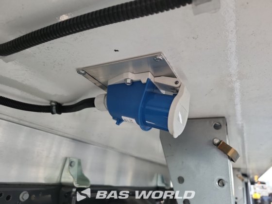 イヴェコ・デイリー 35S18 冷蔵車