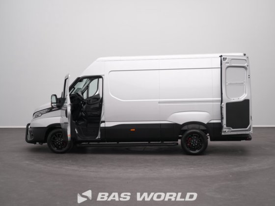 イヴェコ・デイリー 35S21 クローズド・ボックス・バン