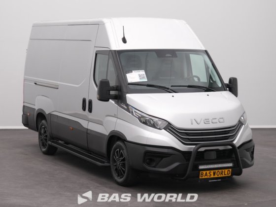 イヴェコ・デイリー 35S21 クローズド・ボックス・バン