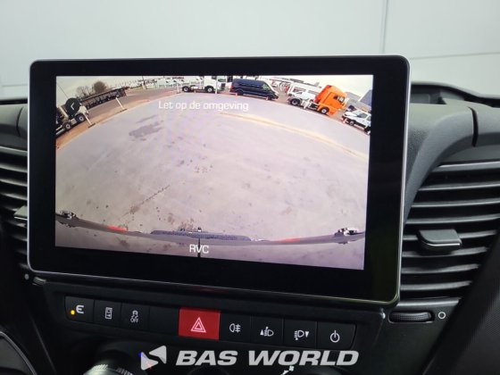 イヴェコ・デイリー 35S21 クローズド・ボックス・バン