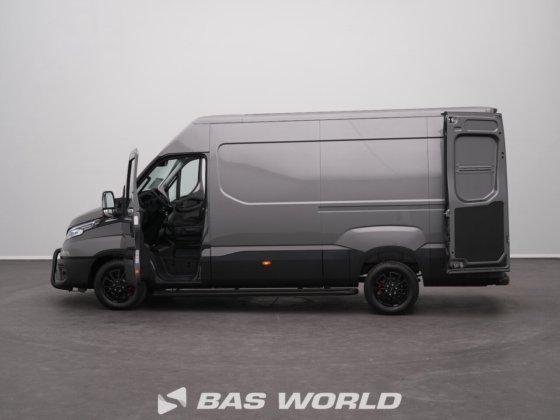 イヴェコ・デイリー 35S21 クローズド・ボックス・バン