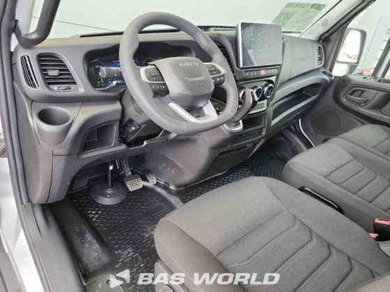 イヴェコ・デイリー 35S21 クローズド・ボックス・バン