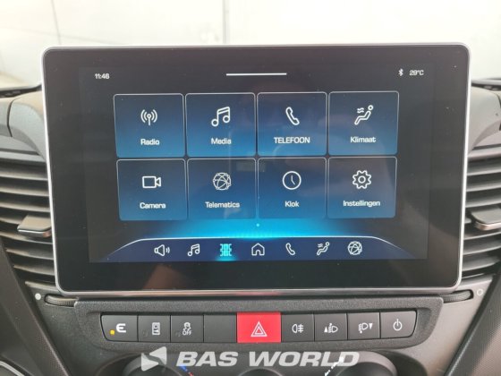 イヴェコ・デイリー 35S21 クローズド・ボックス・バン