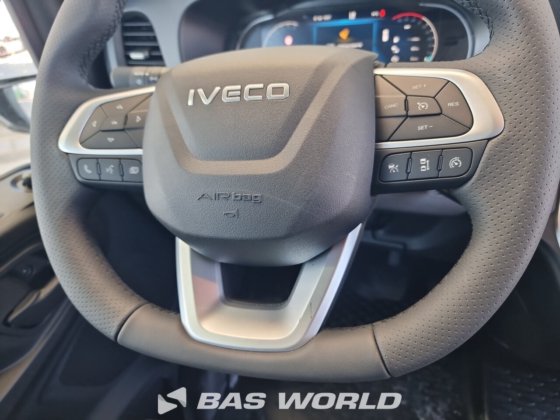 イヴェコ・デイリー 35S21 クローズド・ボックス・バン