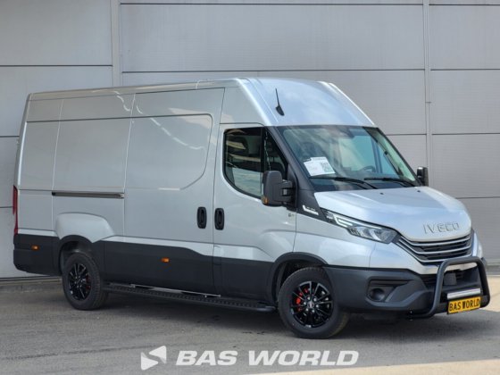 イヴェコ・デイリー 35S21 クローズド・ボックス・バン