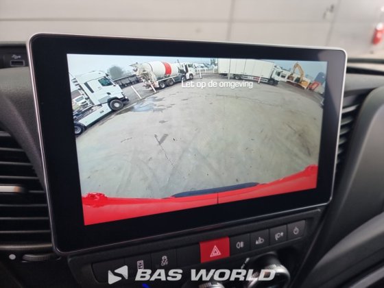 イヴェコ・デイリー 35C21 クローズド・ボックス・バン