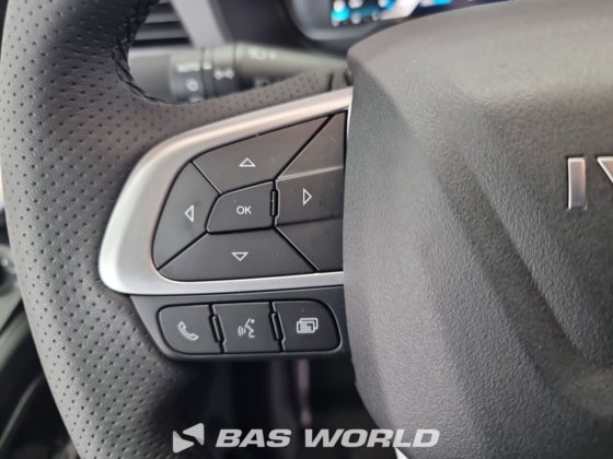 イヴェコ・デイリー 35C21 クローズド・ボックス・バン