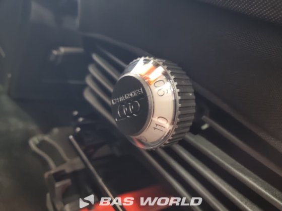 イヴェコ・デイリー 35C21 クローズド・ボックス・バン