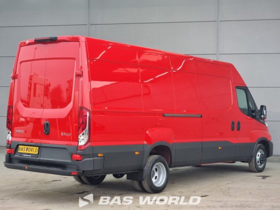 イヴェコ・デイリー 35C21 クローズド・ボックス・バン