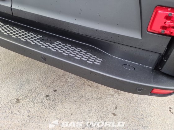 イヴェコ・デイリー 35C21 クローズド・ボックス・バン