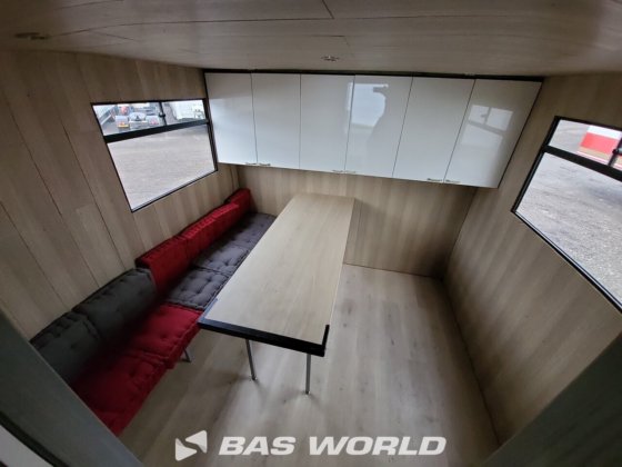 コッティンガム・クローズドボックス・セミトレーラー