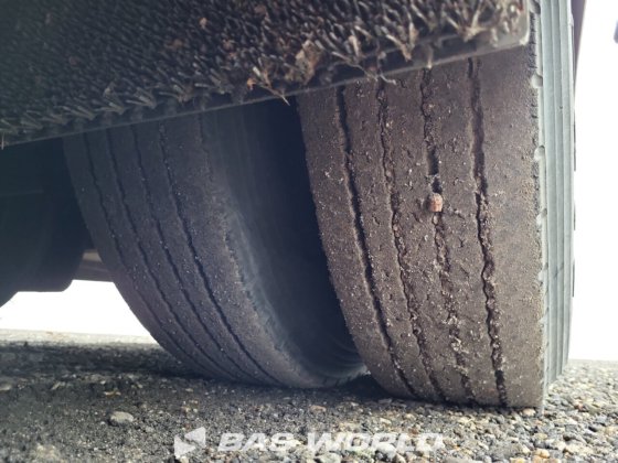 コッティンガム・クローズドボックス・セミトレーラー