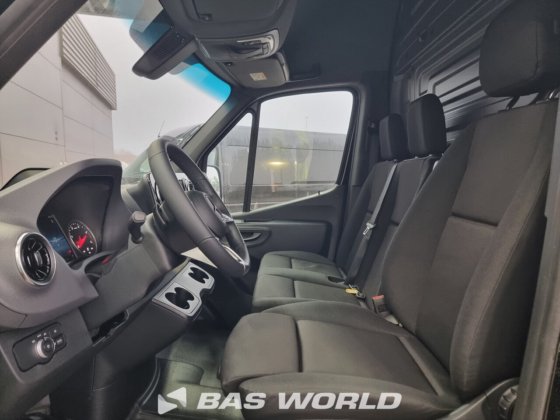 奔驰 Sprinter 319 CDI 封闭箱式货车