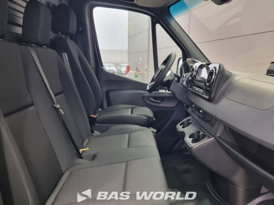 奔驰 Sprinter 319 CDI 封闭箱式货车