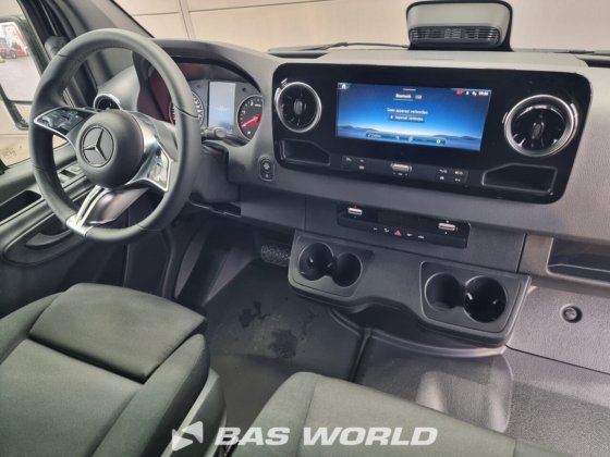 メルセデス スプリンター 319 CDI クローズド・ボックス・バン