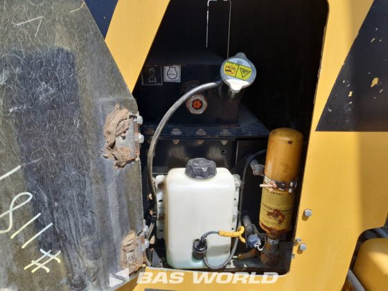 キャタピラー・リジッド・ダンパー