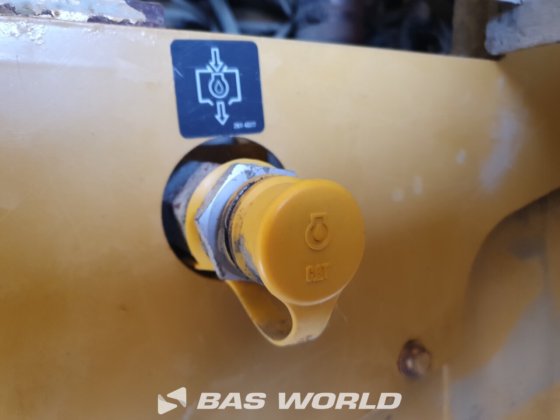 キャタピラー・リジッド・ダンパー