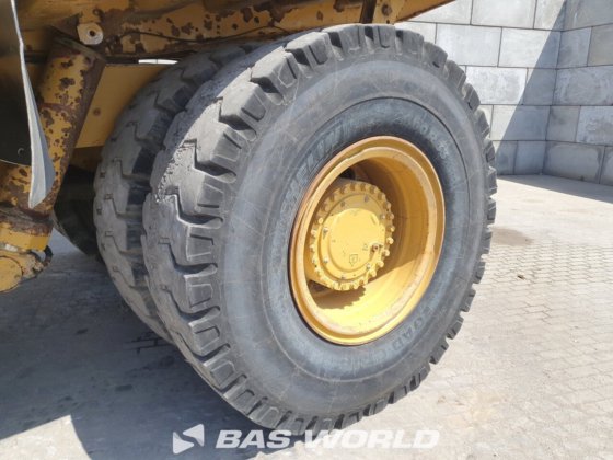 キャタピラー・リジッド・ダンパー