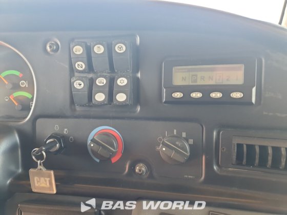 キャタピラー・リジッド・ダンパー