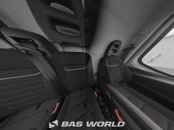 イヴェコ・デイリー 35S21 クローズド・ボックス・バン