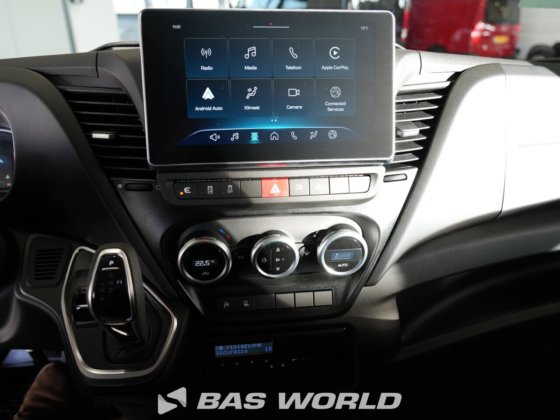 イヴェコ・デイリー 35S21 クローズド・ボックス・バン