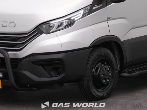 イヴェコ・デイリー 35C21 クローズド・ボックス・バン