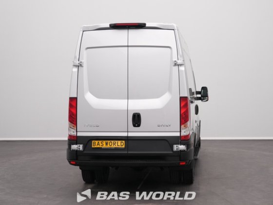 イヴェコ・デイリー 35C21 クローズド・ボックス・バン
