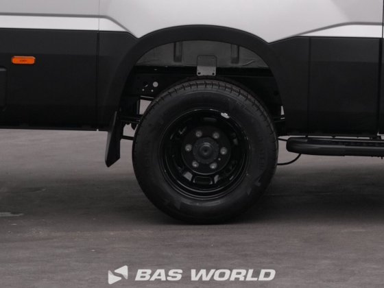 イヴェコ・デイリー 35C21 クローズド・ボックス・バン