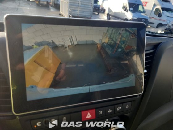 イヴェコ・デイリー 35S21 クローズド・ボックス・バン