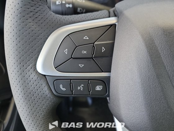 イヴェコ・デイリー 35S21 クローズド・ボックス・バン