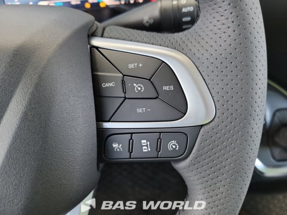 イヴェコ・デイリー 35S21 クローズド・ボックス・バン