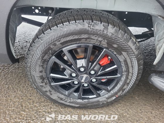 イヴェコ・デイリー 35S21 クローズド・ボックス・バン