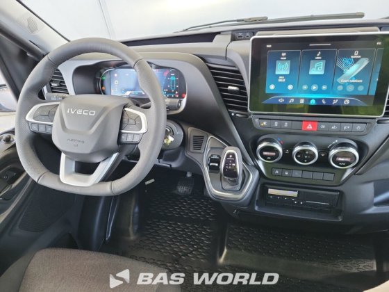 イヴェコ・デイリー 35S21 クローズド・ボックス・バン