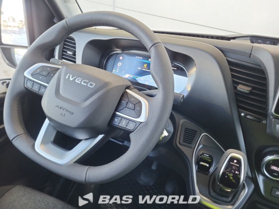 イヴェコ・デイリー 35S21 クローズド・ボックス・バン