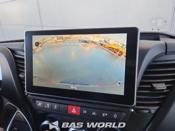 イヴェコ・デイリー 35S21 クローズド・ボックス・バン