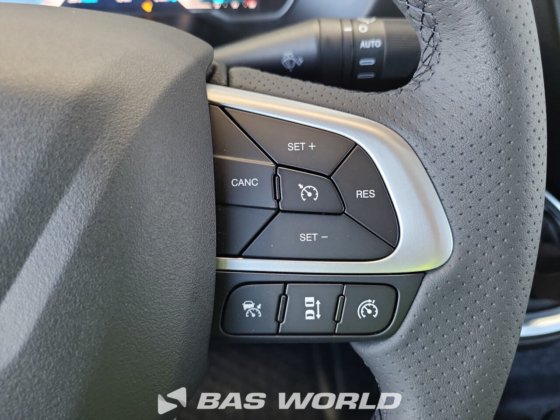 イヴェコ・デイリー 35S21 クローズド・ボックス・バン