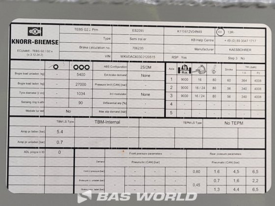 Kässbohrer 料仓半拖车