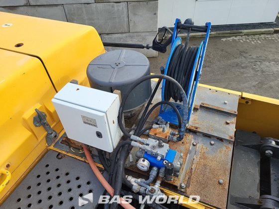 沃尔沃 EC380 DHR 履带式挖掘机