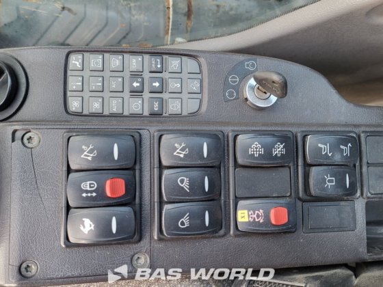 沃尔沃 EC380 DHR 履带式挖掘机
