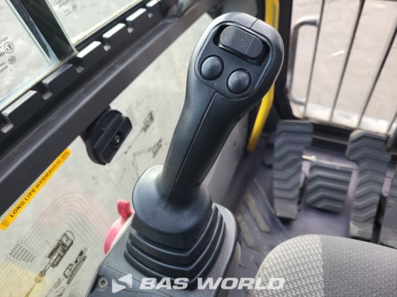 沃尔沃 EC380 DHR 履带式挖掘机