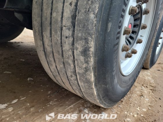 クローネ・ブルーズ冷凍セミトレーラー