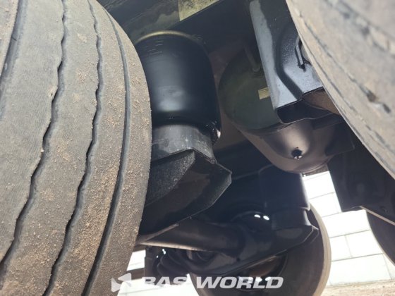 クローネ・ブルーズ冷凍セミトレーラー